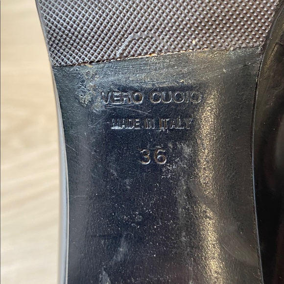 Sergio Rossi Black Leather Pumps Gold Buckle Square Toe Heels Classic Designer - Picture 12 of 13